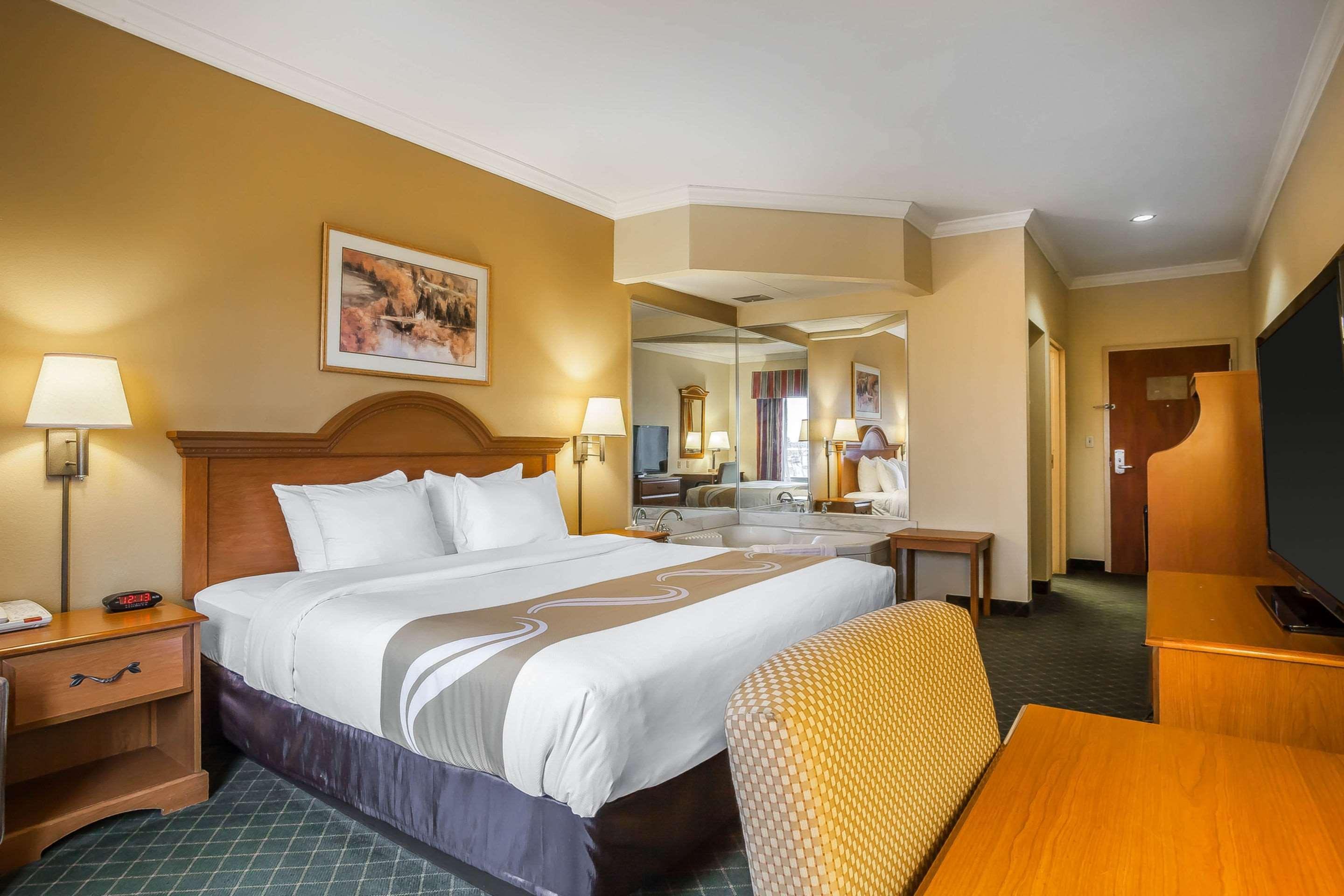 Rodeway Inn Tahlequah Eksteriør bilde